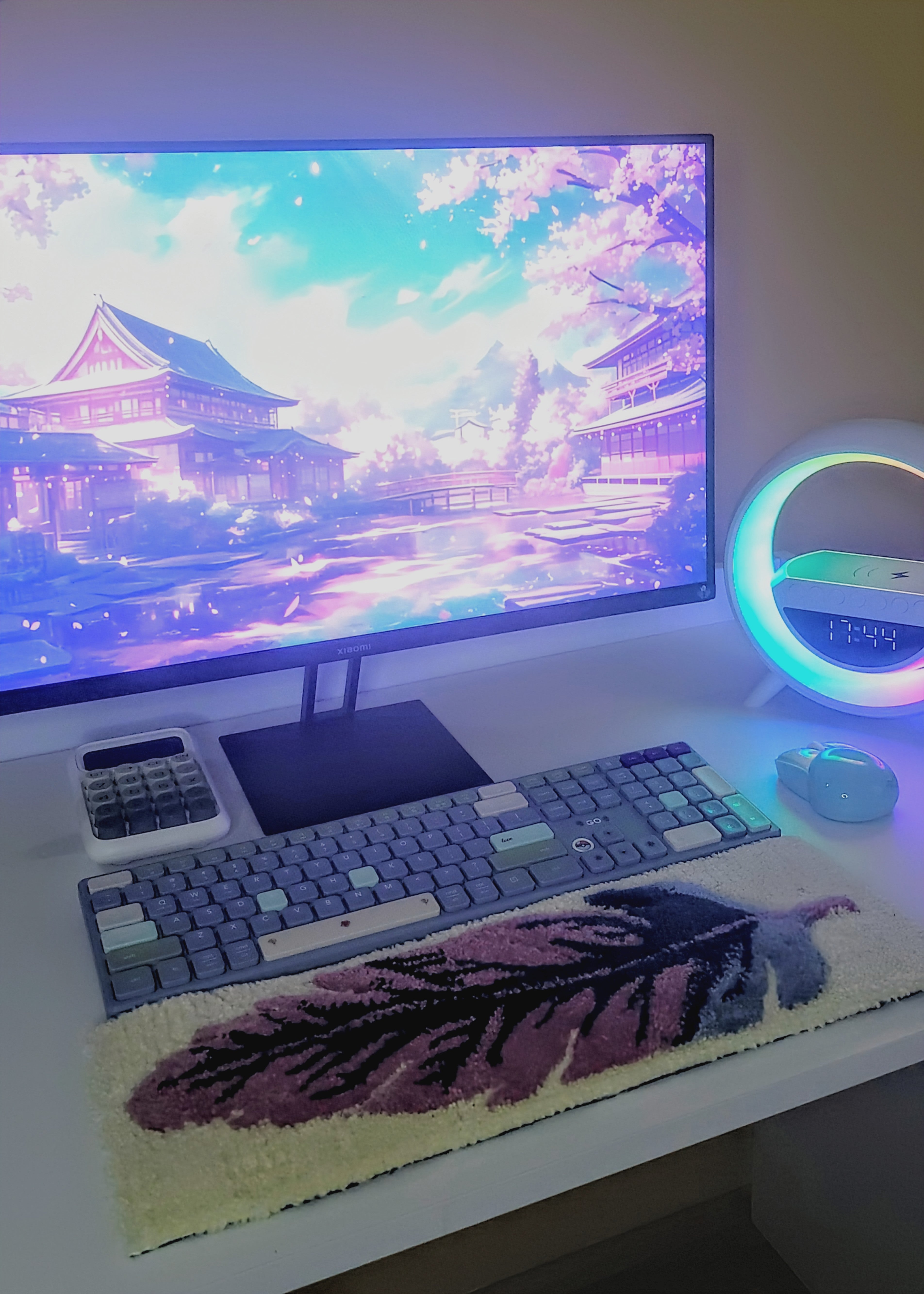 🪶 Handmade Tufting Desk Rug – Feather Design Keyboard Mat | Decorative Desk Decor